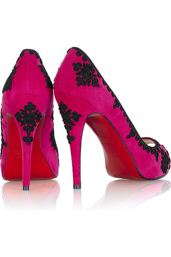 Christian Louboutin e suas cria��es