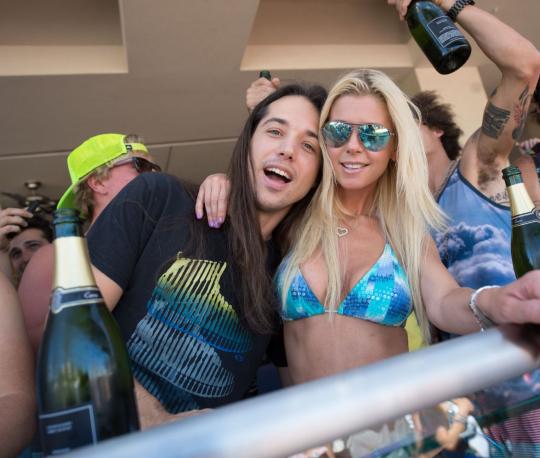 Tara Reid na Wet Republic Tara Reid na Wet Republic