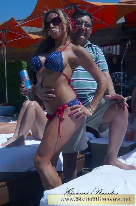 Festa na piscina em Las Vegas- Bare Pool Mirage