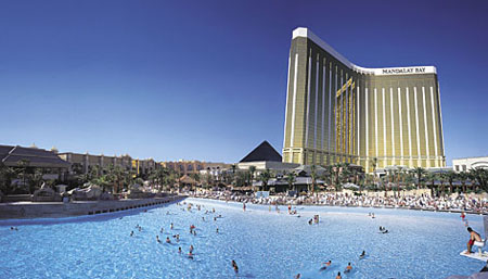 mandalay bay beach